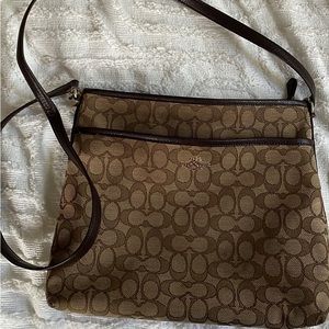 Brown Coach Logo Signature Crossbody Bag Purse